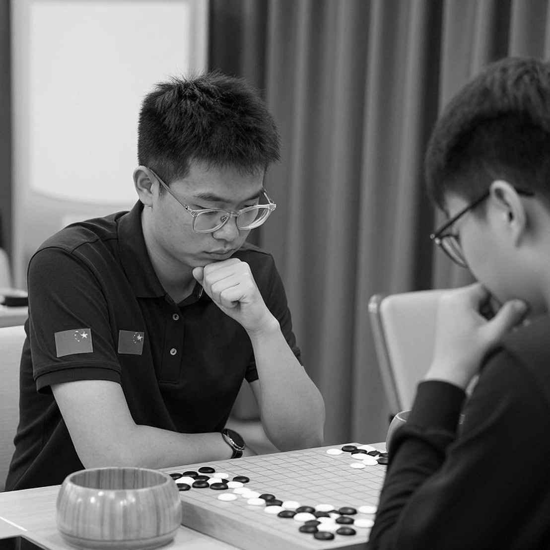 ChessBase ম্যাগাজিন #২২৫: দাবার বিষয়বস্তু-অর্থনীতি আর একটি অনুপস্থিত নাম