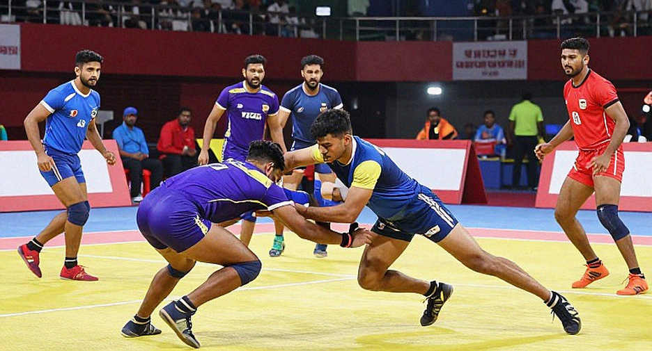 কাবাডির তারকা-নির্ভর রেইডিং বিনিয়োগ: হাঁটুর ঝুঁকি, ডু-অর-ডাই আর ক্যালেন্ডারের বিল